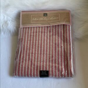 Homewear Festive Holiday Korah Stripe 60” X 120” Oblong Tablecloth. New with tag